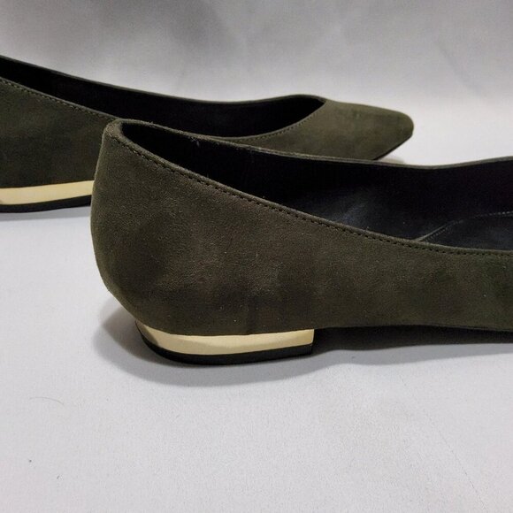 Coach & Four Green Suede Ballet Flat Pointed Toe Size 6 Gold Heel New in Box - Picture 7 of 8